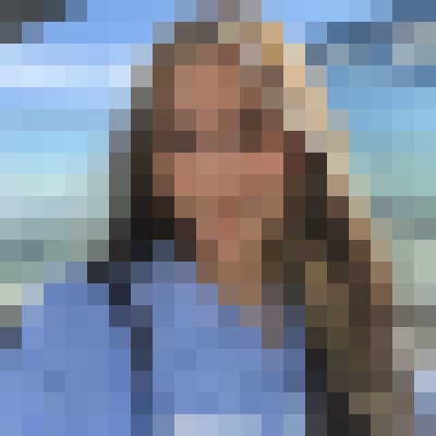 Verpixeltes Bild der streamenden Person